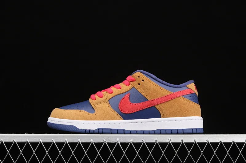 All categories Nk SB Dunk series Nk SB Dunk Low low-top sneakers Nk SB Dunk Low SB smashed backboard dark brown white and yellow color fashion casual sneakers BQ6817-700